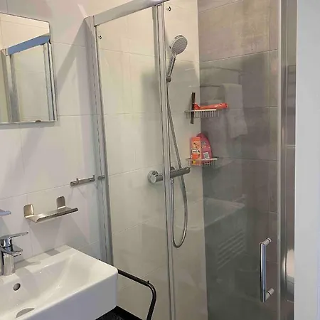 Haagshuisje- Eigen Appartement, Dichtbij Alles, Stijlvol Voorburg Exterior photo