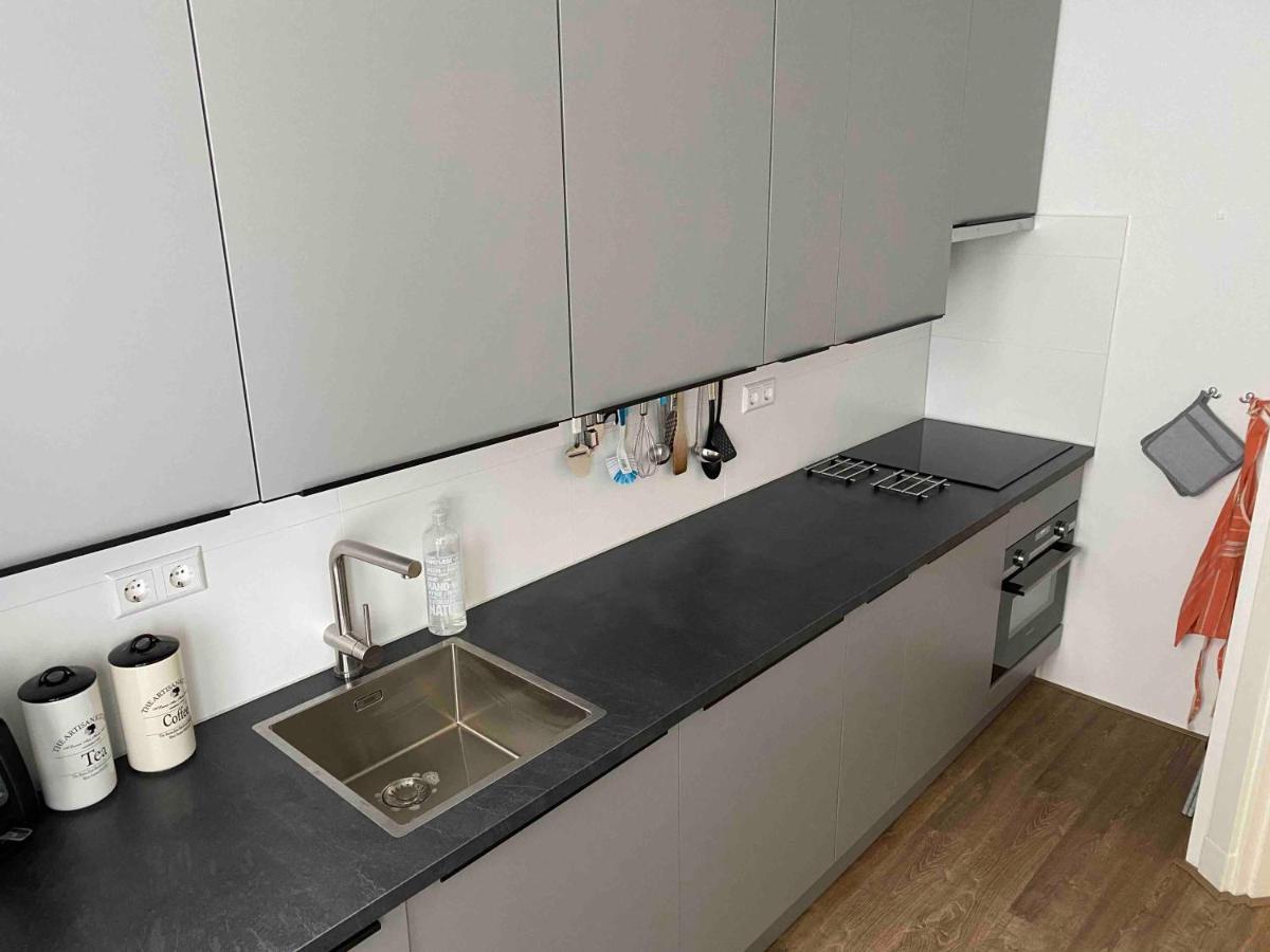 Haagshuisje- Eigen Appartement, Dichtbij Alles, Stijlvol Apartment